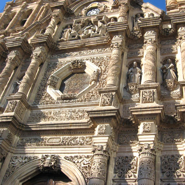SORPRENDERSE DE LA HERMOSA PORTADA DE LA CATEDRAL, CHIHUAHUA ARQUITECTURA COLONIAL